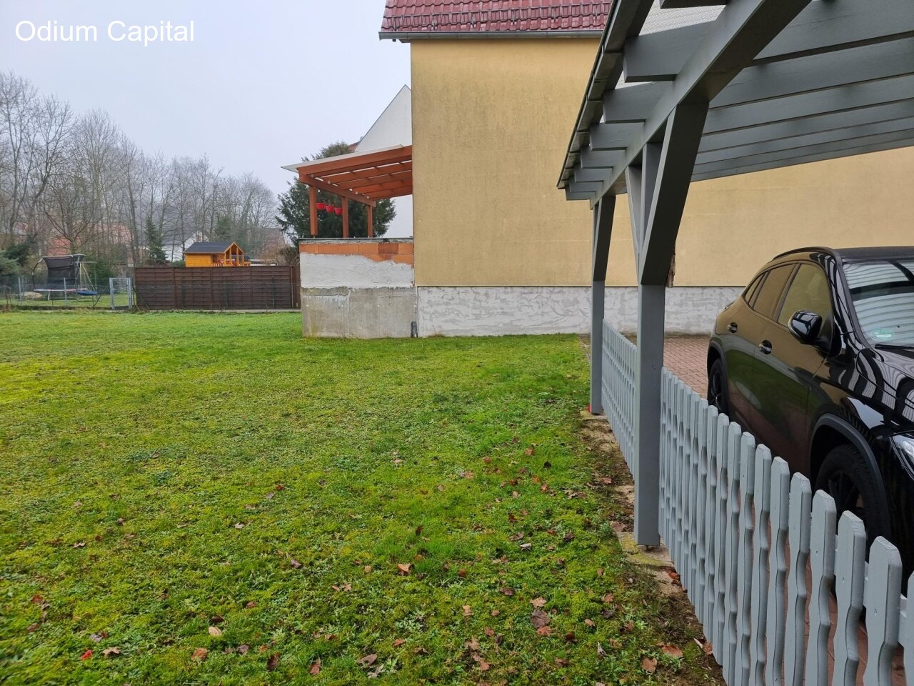 Einfamilienhaus mit zusätzlicher Baumöglichkeit zu verkaufen 