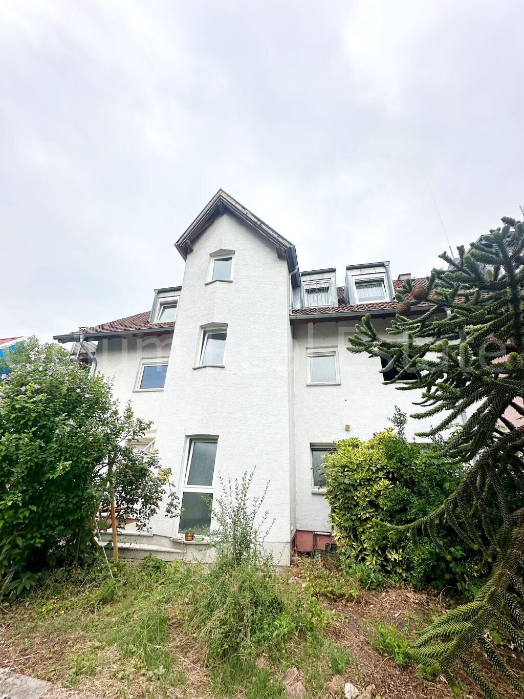 Ladenburg: großes 2-3-Familienhaus in beliebter Lage