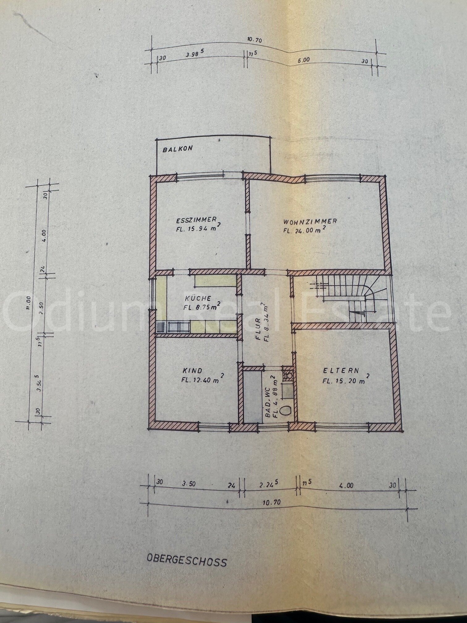 3-Familienhaus mit zwei sanierten Traumwohnungen an den Weinbergen