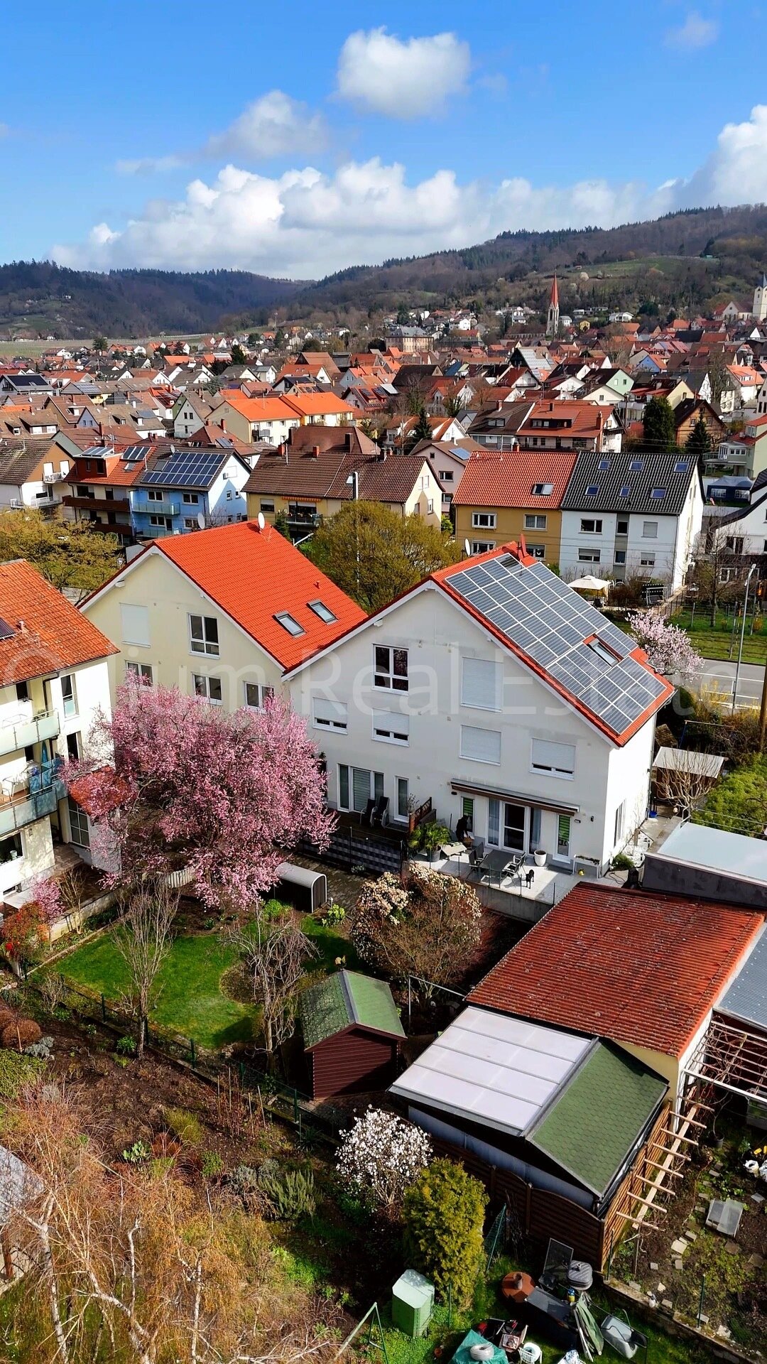 Modernes Reihenendhaus mit großzügiger Terrasse & durchdachtem Raumkonzept