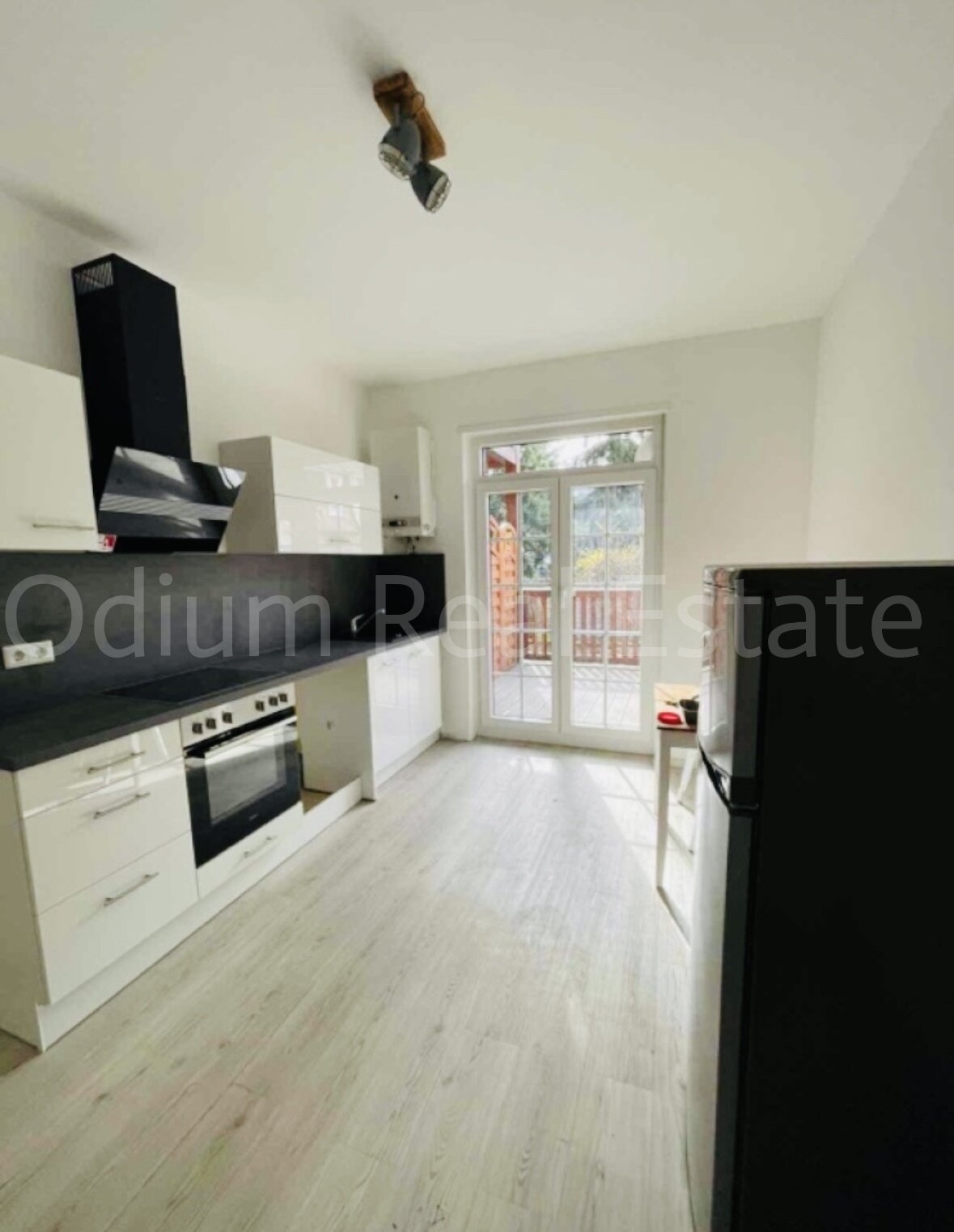 Zauberhafte 1-Zimmer-Wohnung mit großer Terrasse in Mannheim-Sandhofen