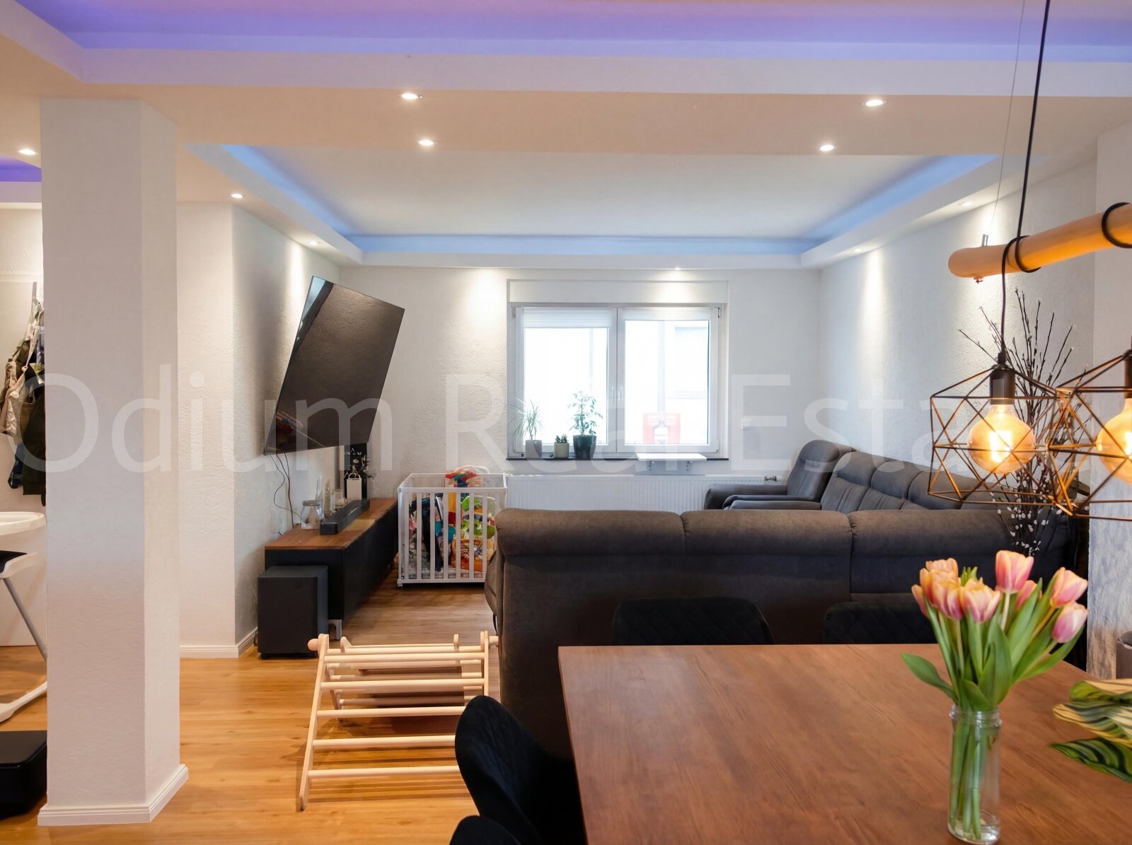 0fb531e5-faac-4018-b4f1-4ba893cac189