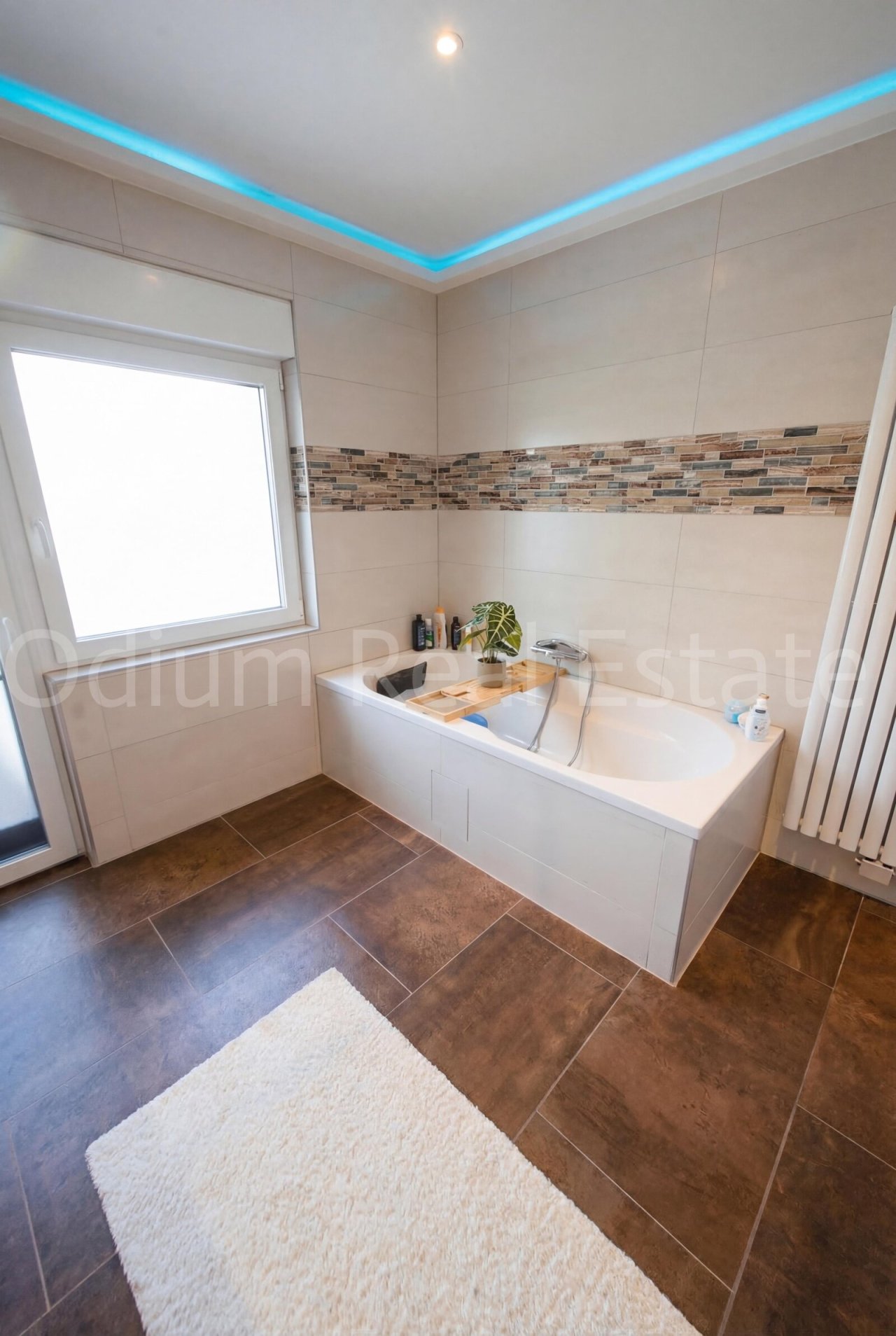 38a6f465-7a6a-4247-bdde-d68db9df1c8a