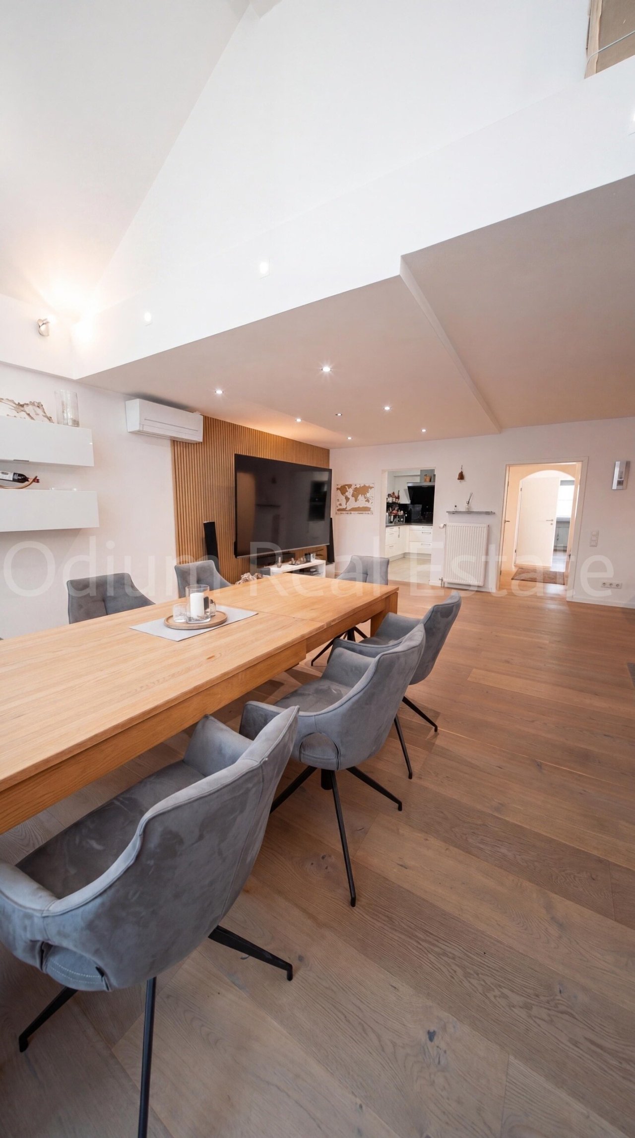 fc9b546d-b0d3-4ee9-854c-a27de72d2a7b